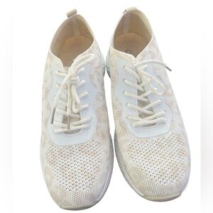 MARLEYLILLY Women’s Cream Knit Leopard Print Sneakers *EUC* ⭐️SALE 2/$40